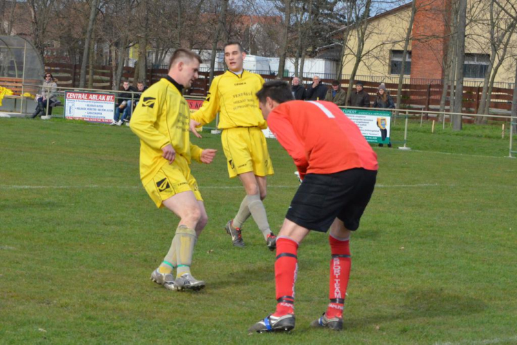 Szany-Egyházasfalu 3:1 (3:0) megyei II. o. bajnoki labdarúgó mérkőzés