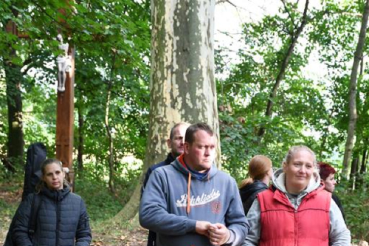 Őszi koncert az erdő tiszteletére – a zene világnapján Szanyban