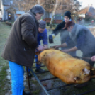 Hagyományőrző disznóölés Vásárosfalun