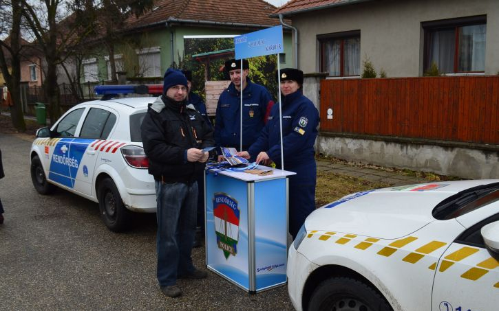 Határvadászokat toboroztak a Csornán