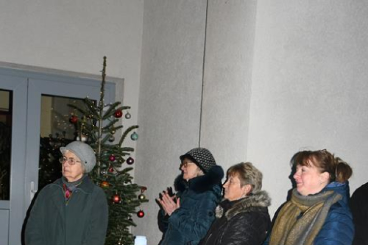 Adventi gyertyagyújtás Szanyban.