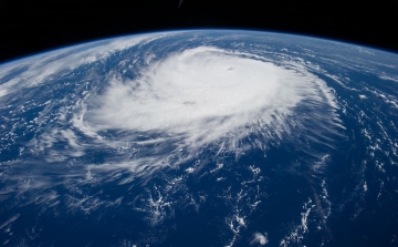 Több államot is fenyeget a Michael hurrikán 