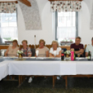 A nyugdíjas dolgozók látogatása Szanyban az Interfa Bútoripari kft-nél. (2026. 05.28.)