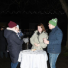 Karácsonyi vásár a szanyi templom melletti vásártéren.