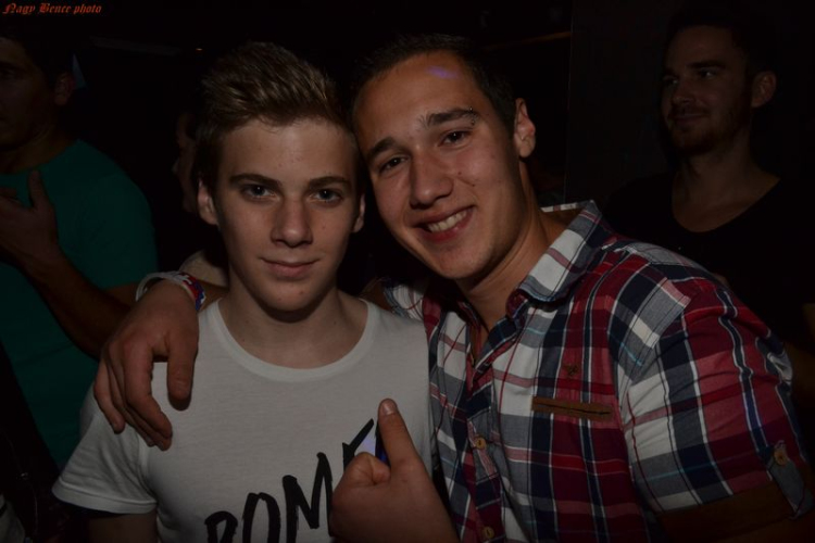 PART Majka & Curtis