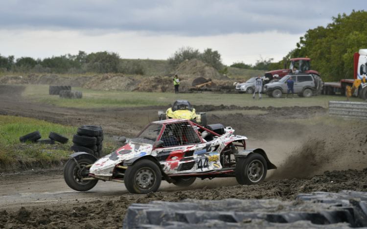 Klenáncz József és a Dömsödi Autocross