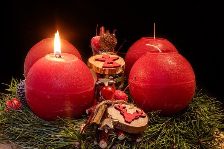 Élő adventi naptár Bősárkányban