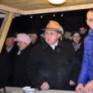 Ünnepi karácsonyváró műsor és karácsonyi forgatag Szanyban