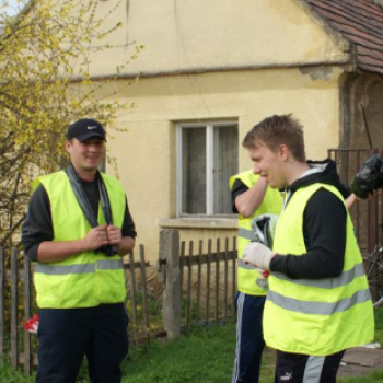 Szemetet szedtek a szilsárkányiak a Föld Napja alkalmából