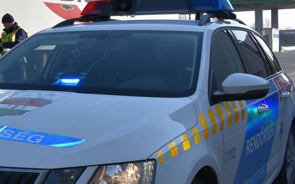Kábítószert találtak a kapuvári rendőrök egy autó ellenőrzésekor