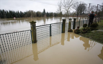 Árvíz - Másodfokú árvízvédelmi készültség a Rába körmendi szakaszán