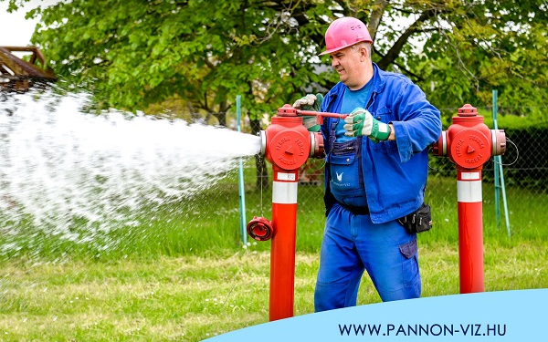 Megkezdte a Pannon-Víz a tűzcsapok ellenőrzését és karbantartását