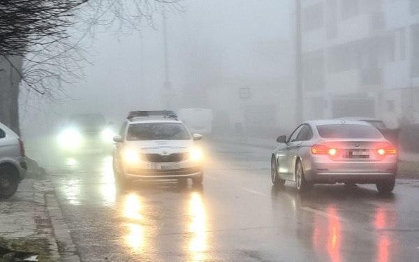 A hideg, a köd és a korai sötétedés új vezetési stílust kíván a közlekedés részvevőitől