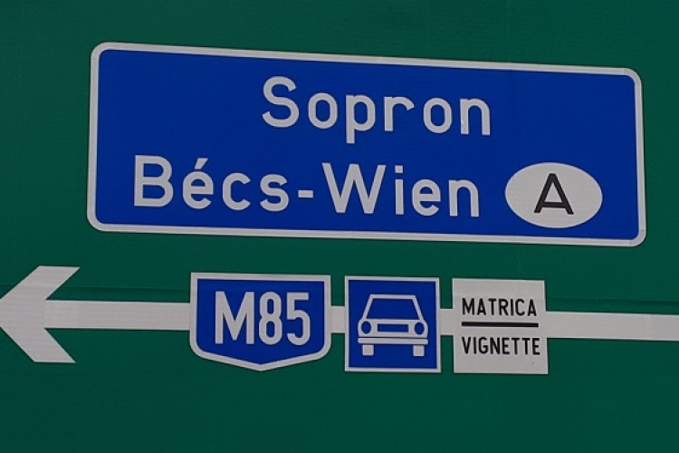 Szerdától már autóúton közlekedhetünk Csornától Sopronig