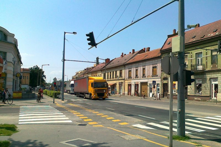 Közlekedési káosz Csornán