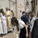 A Szent Anna Katolikus Általános Iskola és Óvoda tanévzáró ünnepélye és a 8. osztályosok ballagása Szanyban.