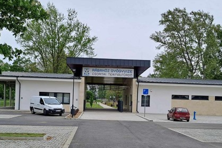 Meghátrált a csornai jegyző. Mégiscsak kivizsgálják a csornai termálszerződés ügyét