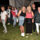 Falunap Vágon hajnalig tartó bulival.