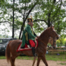 Huszárok a szanyi Szt. Anna kápolnánál.