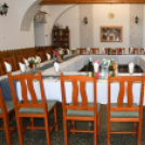 Nyugdíjasok látogatása Szanyban az Interfa Bútoripari Kft-nél. (2026. 05. 27.)