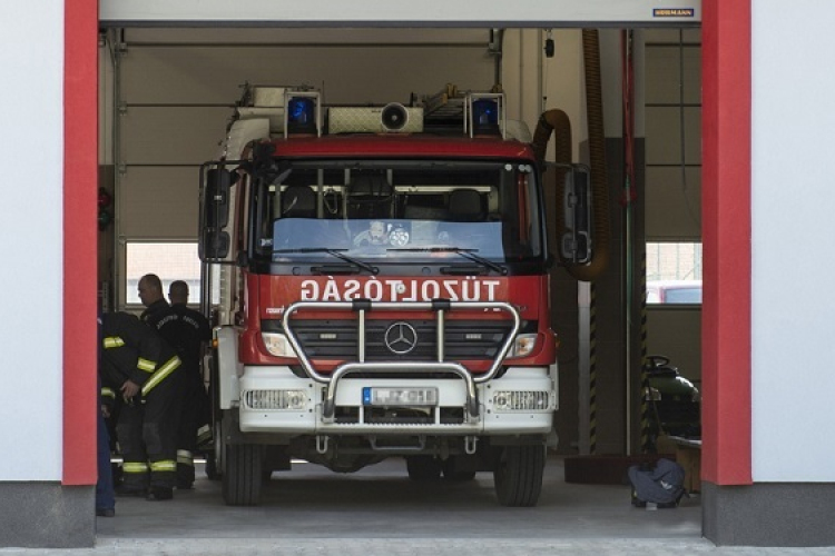 Az elmúlt héten hetvenegy eseményhez vonultak a megyei hivatásos tűzoltó egységek