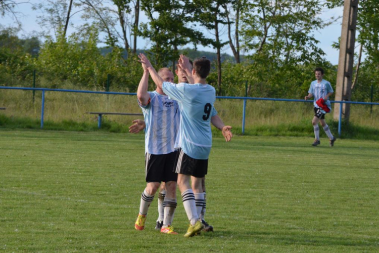 Szil-Vág 0:4 (0:0) megyei III. o. csornai csoport bajnoki labdarúgó mérkőzés