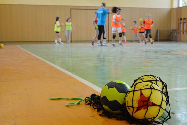 Közbeszerzési eljárást írtak ki a csornai sportcsarnok építésére