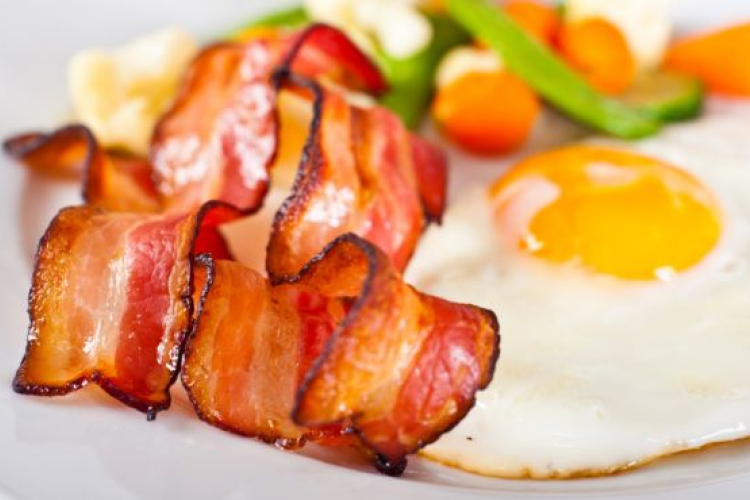 Hasnyálmirigyrákot okozhat a feldolgozott hús