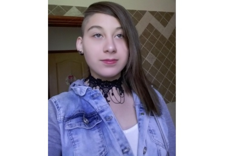 Ki látta ezt az eltűnt fiatal lányt?